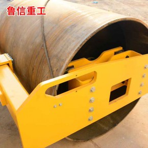 路面摊铺设备 路面 山东鲁信重工 