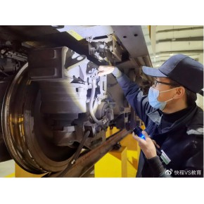 机动车检修工证书报考步骤？