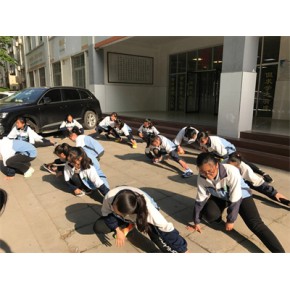 三里镇中考体育培训 梦翔花开公司 初中中考体育培训机构