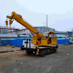 益宇重工履带吊车价格 履带式吊车哪里卖 履带正吊机厂家