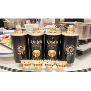 白酒那种香型放时间长好喝？