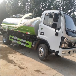 定做环卫小型吸粪车5立方抽粪车菏泽厂家