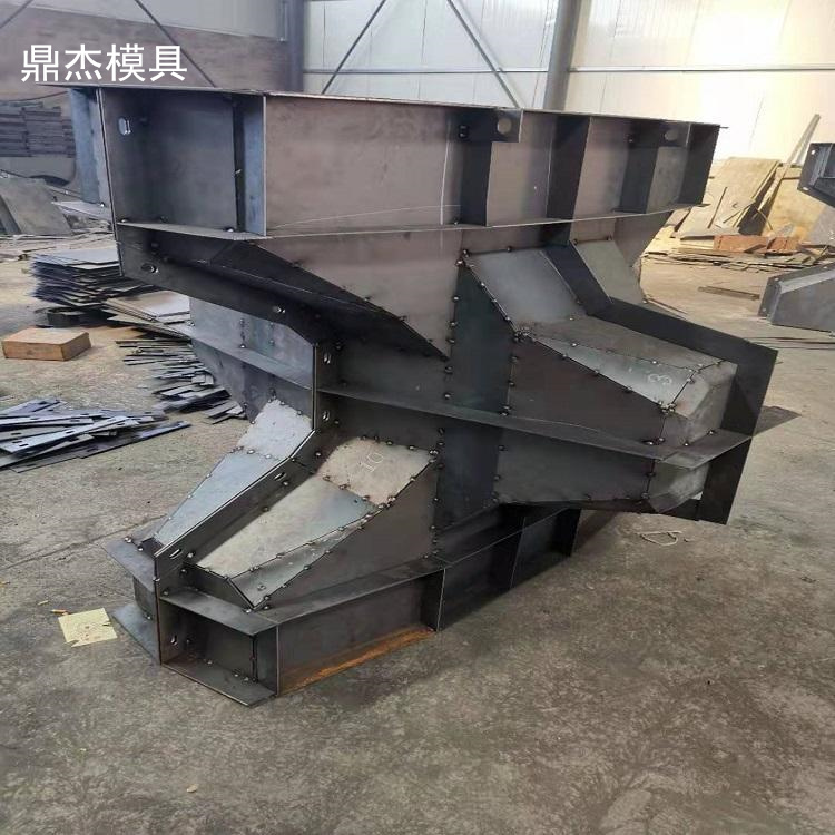 甘肃厂家中空式防浪块模具-鼎杰模具