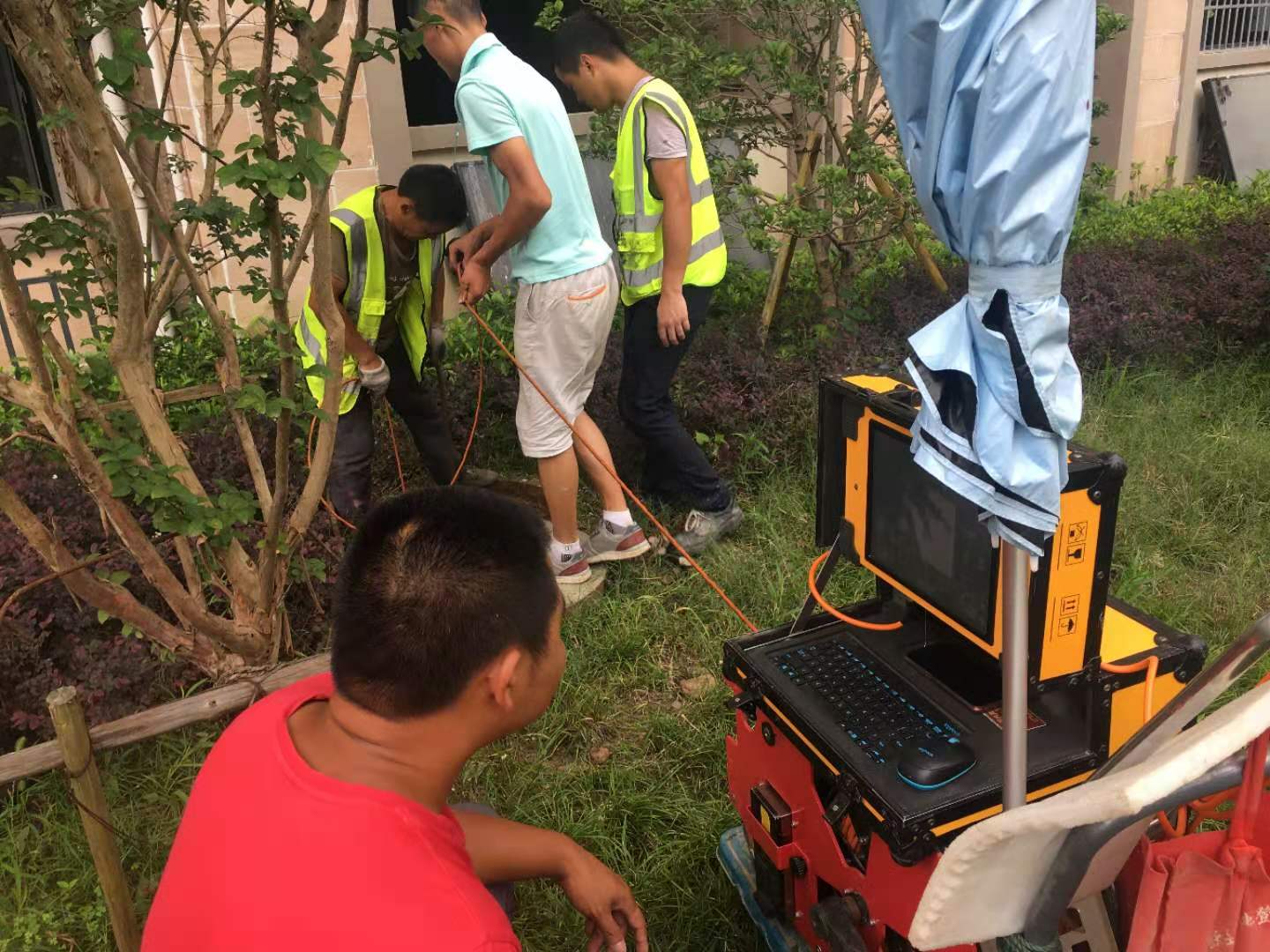 江阴市青阳镇市政雨污管道疏通 ——环保公司