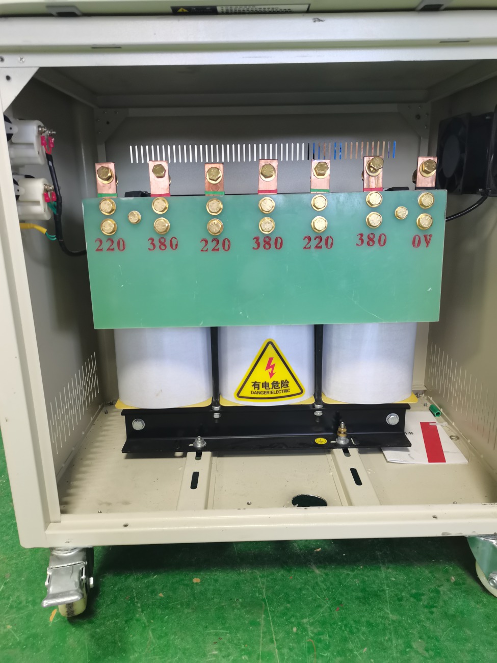 100KVA 三相380v变220v（1）.jpg