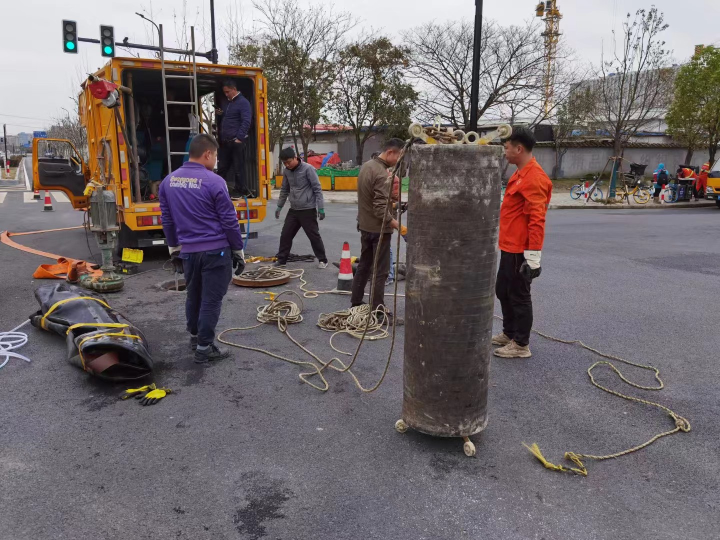 承接苏州工业园区河道清淤鱼塘清淤 市政管道清淤24小时服务