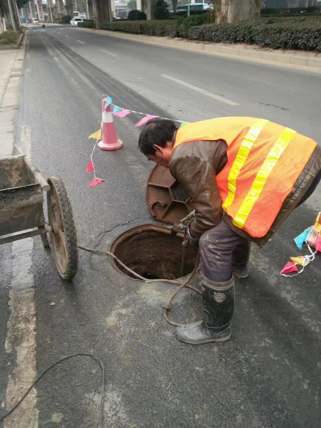 承接南京栖霞区管道清洗 清理污水池（今天推荐）